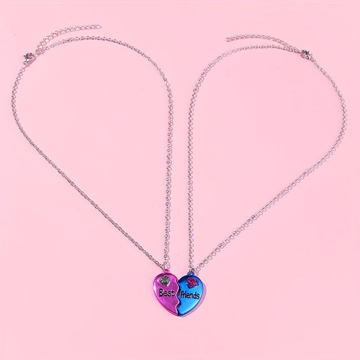 Good Friendships Heart Pendant Necklace